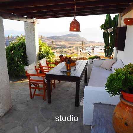 Anastasia'S Windmill And Anastasia'S Studio Plaka  Exterior foto